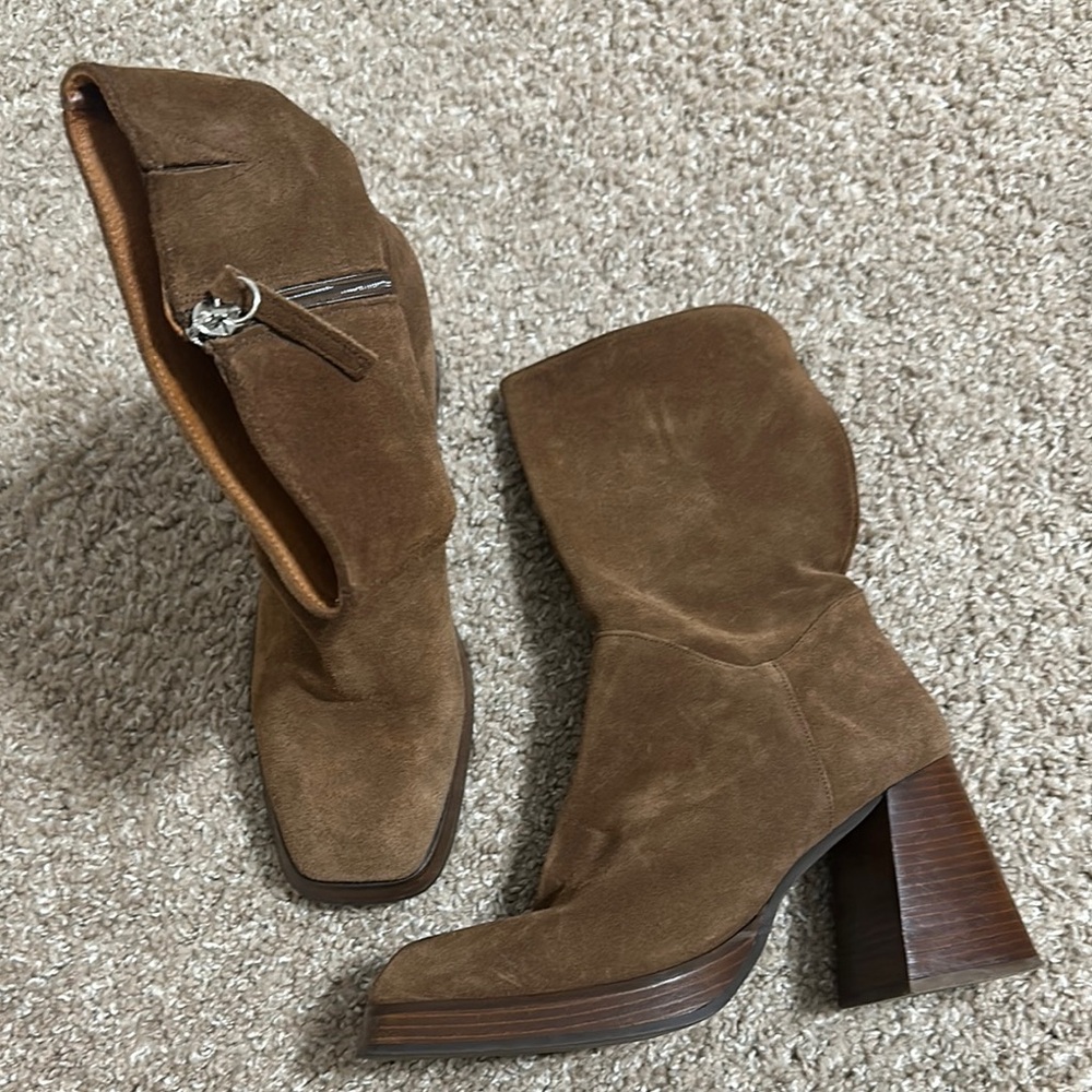 Brown Suede Women's Boots